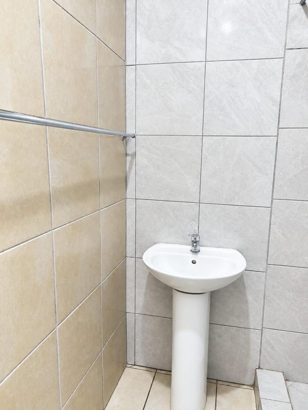 To Let Commercial Property for Rent in Mthata Eastern Cape